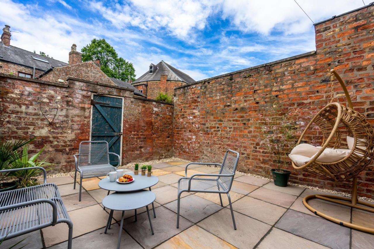 8 Kyme Street Villa York Bagian luar foto
